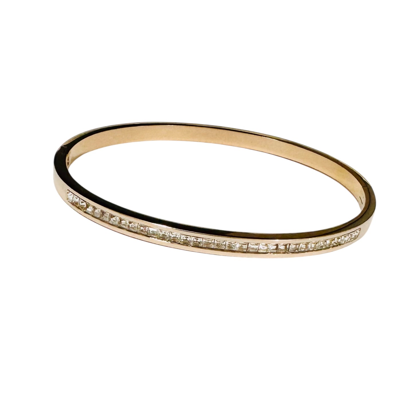 Oval Pavé Bangle