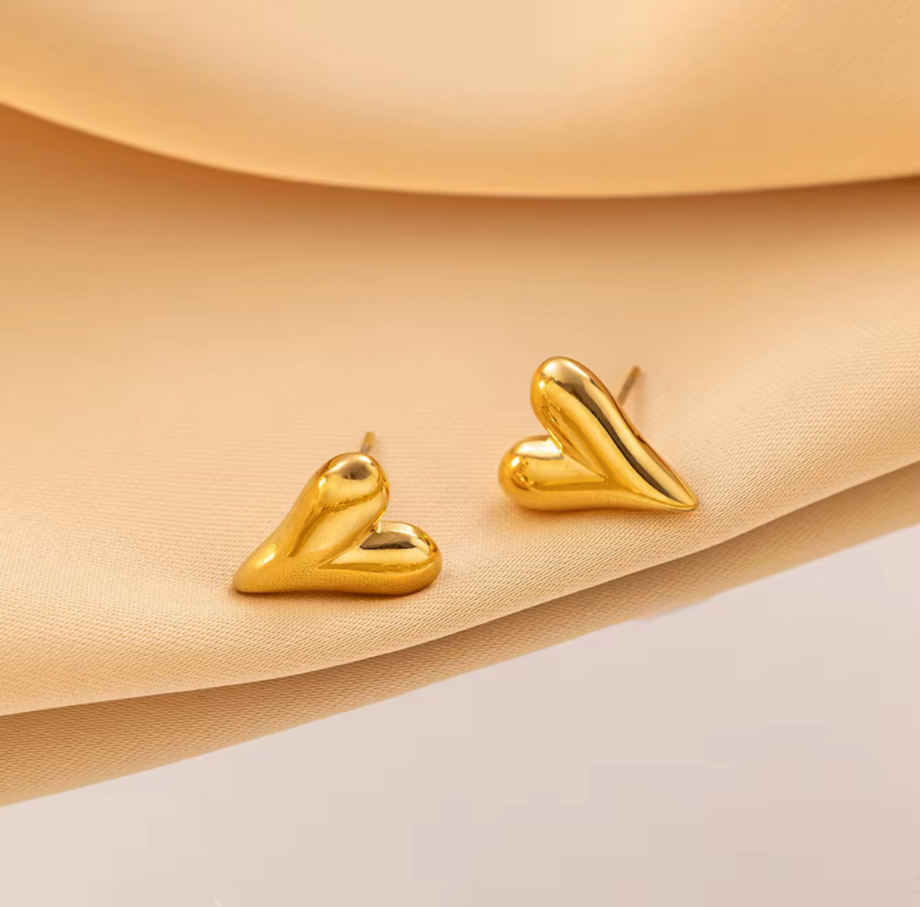 Glow Heart Stud Earrings