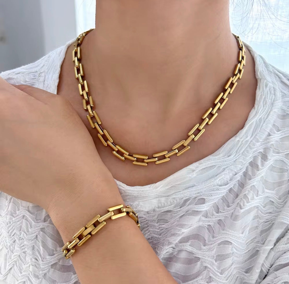 Bold Chain Necklace